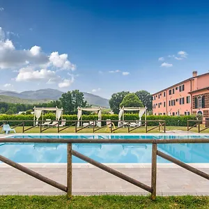 Tenuta San Giovanni 2*, Lucca Italia